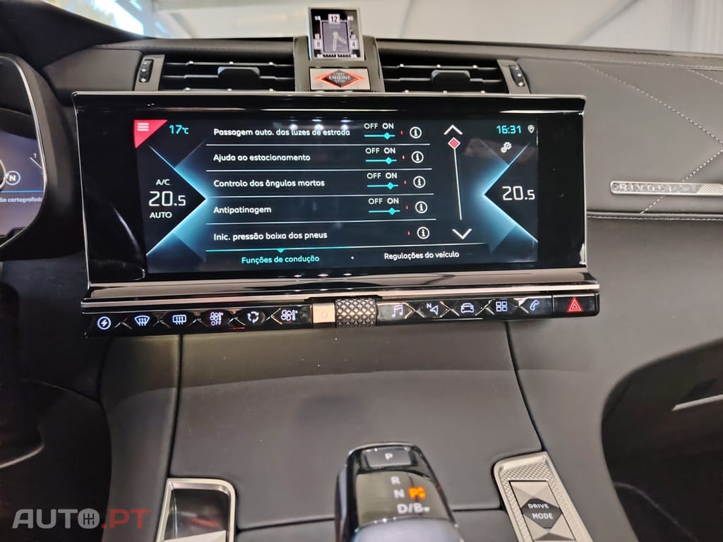 DS DS7 Crossback 300 cv 4x4  Eat8 E-Tense Hybrid RIVOLI 1 DONO