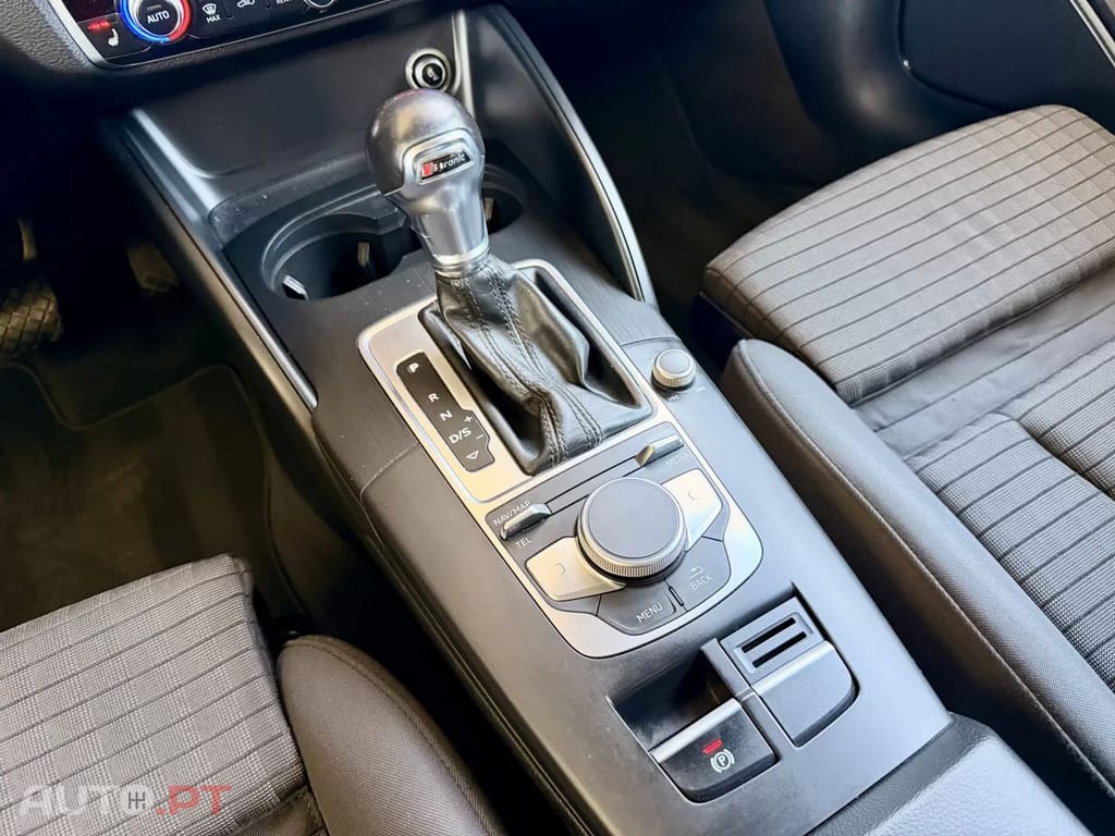 Audi A3 Sportback 2.0 TDI S tronic S line Sport Pack