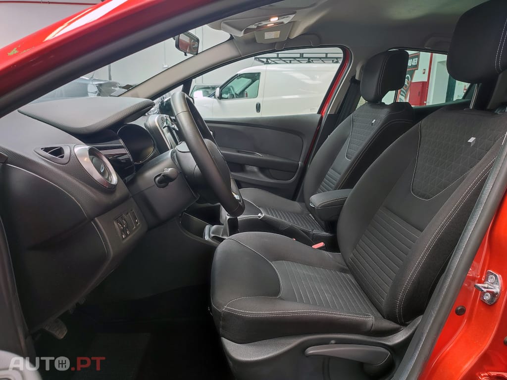 Renault Clio Limited