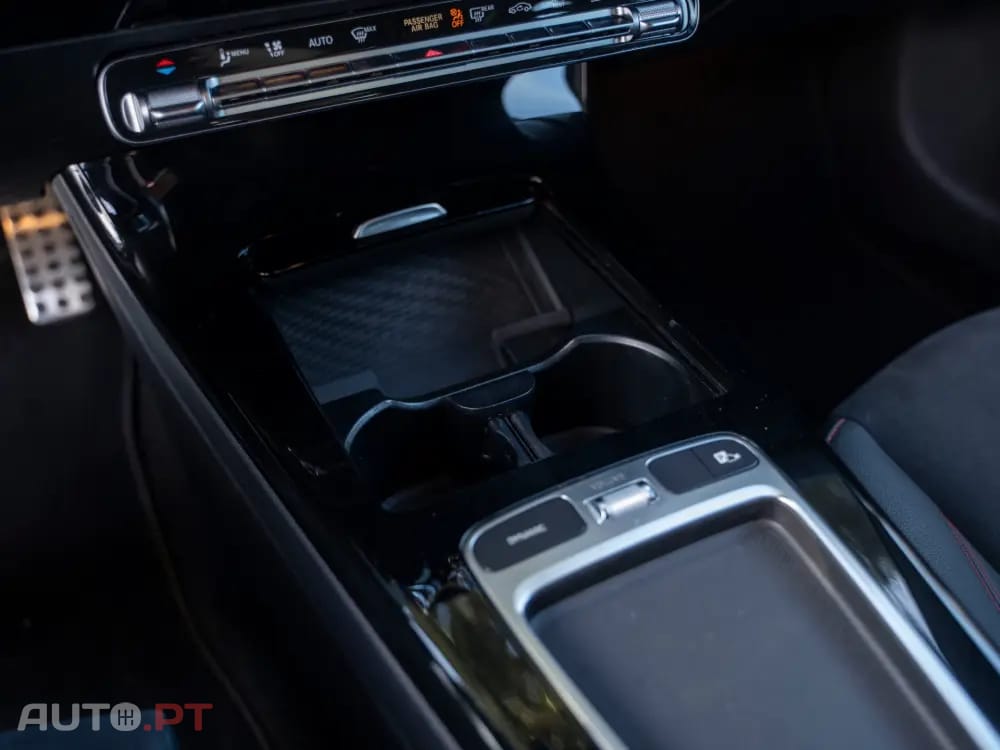 Mercedes-Benz CLA 250 e Shooting Brake AMG Line