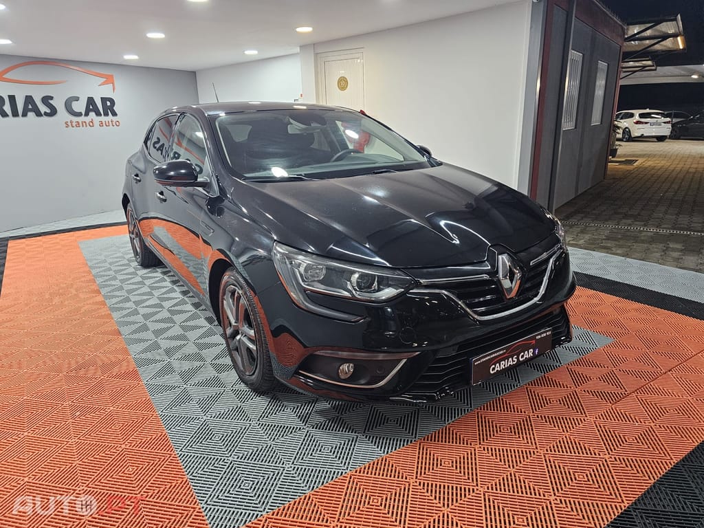 Renault Mégane 1.5 Blue dCi Intens
