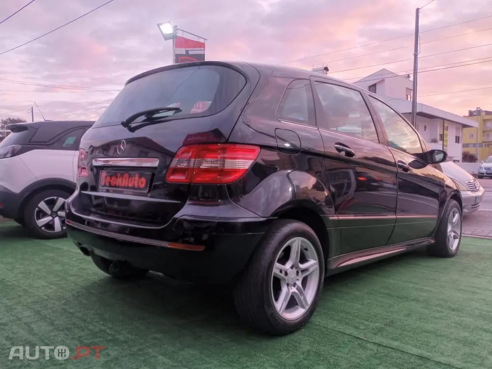 Mercedes-Benz B 180 ND