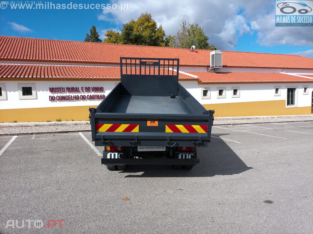 Mitsubishi Canter FUSO 3.0 Di-d (FE4P410-02)