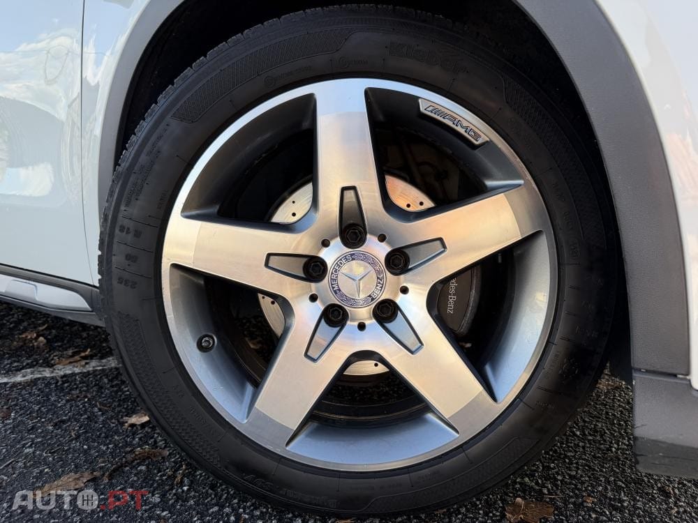 Mercedes-Benz GLA 180 d AMG Line