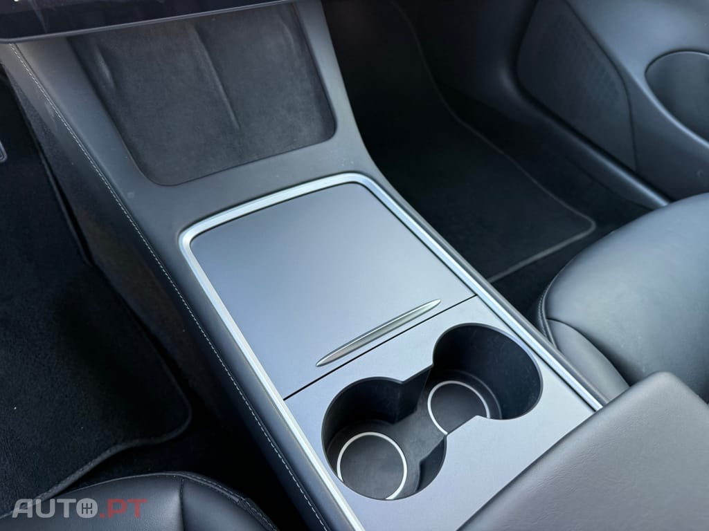 Tesla Model 3 Long-Range Dual Motor AWD