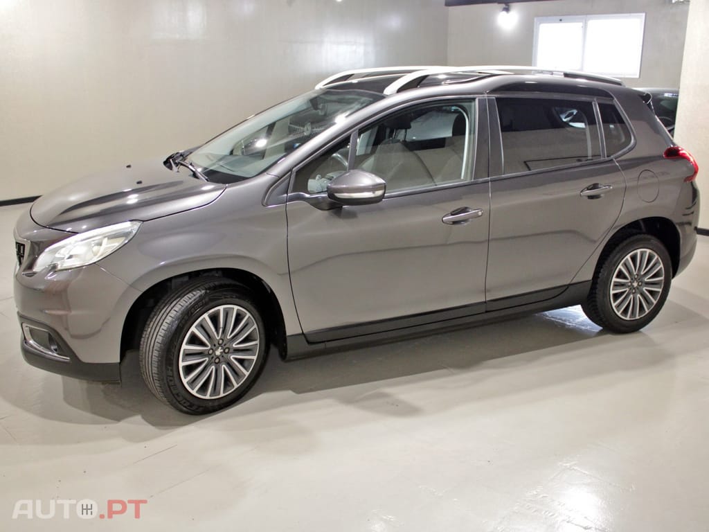 Peugeot 2008 1.2 PureTech Style EAT6
