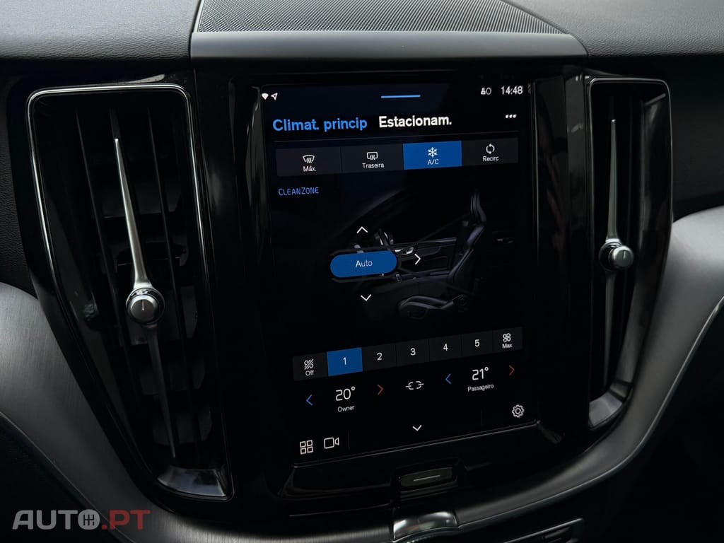 Volvo XC60 2.0 T6 PHEV Inscription Expression AWD