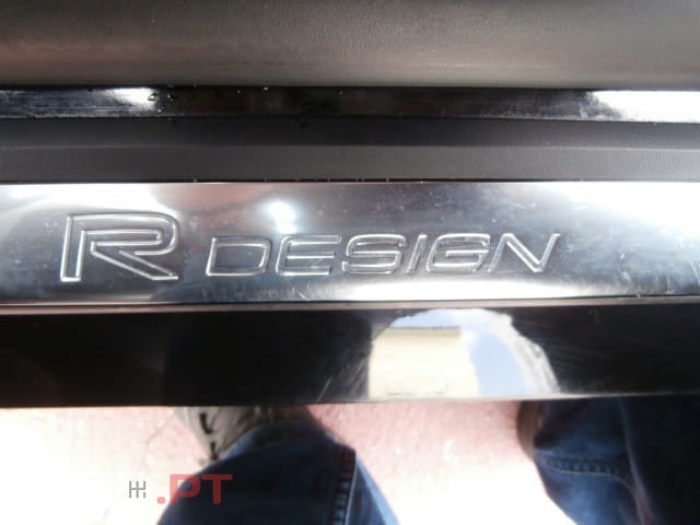 Volvo V40 2.0 D2 R-Design