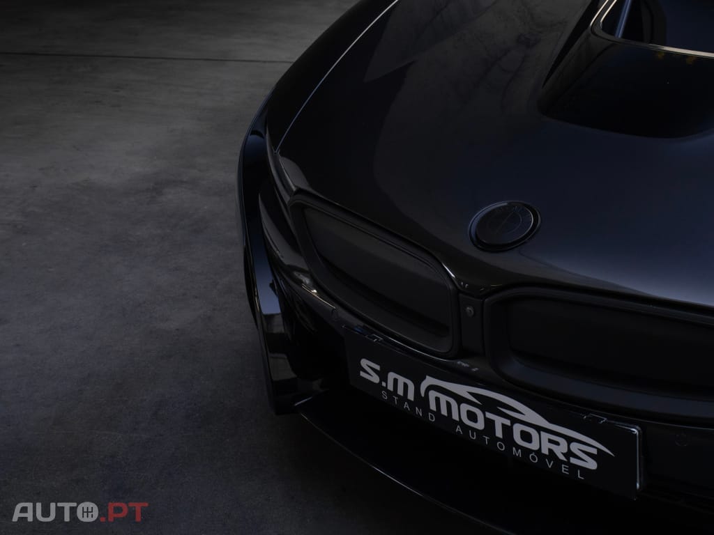 BMW i8 Standard