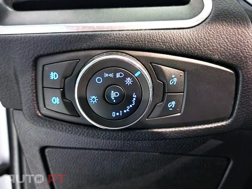 Ford S-Max 2.0 TDCi Titanium