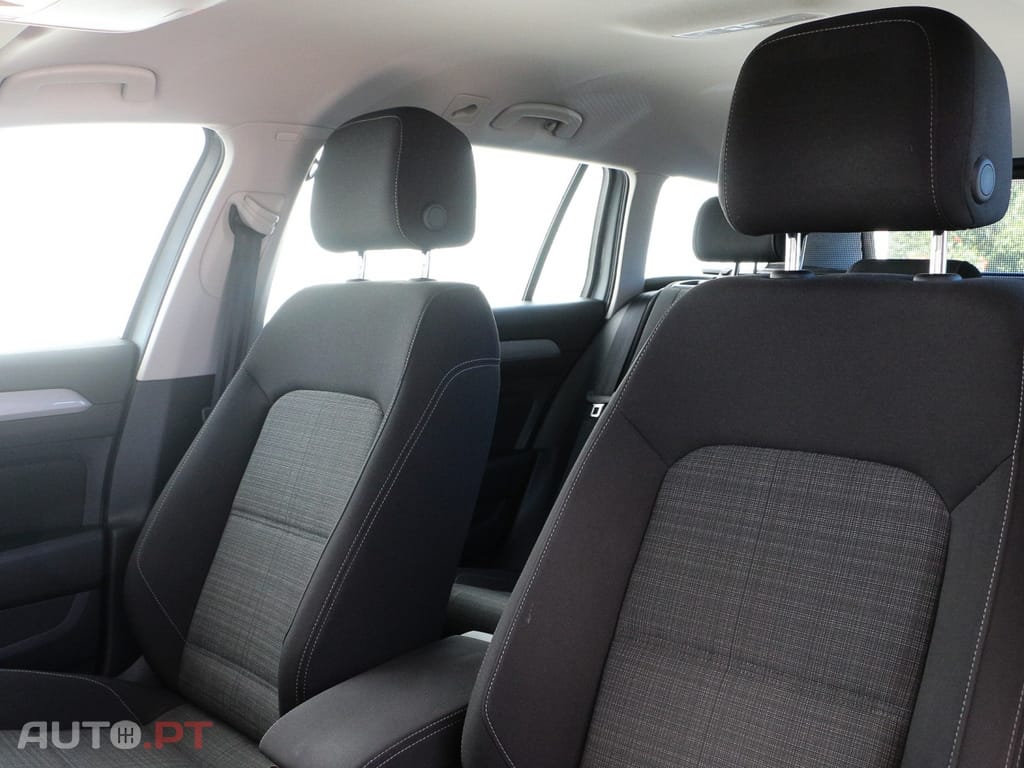 Volkswagen Passat Variant 2.0 TDi Elegance DSG
