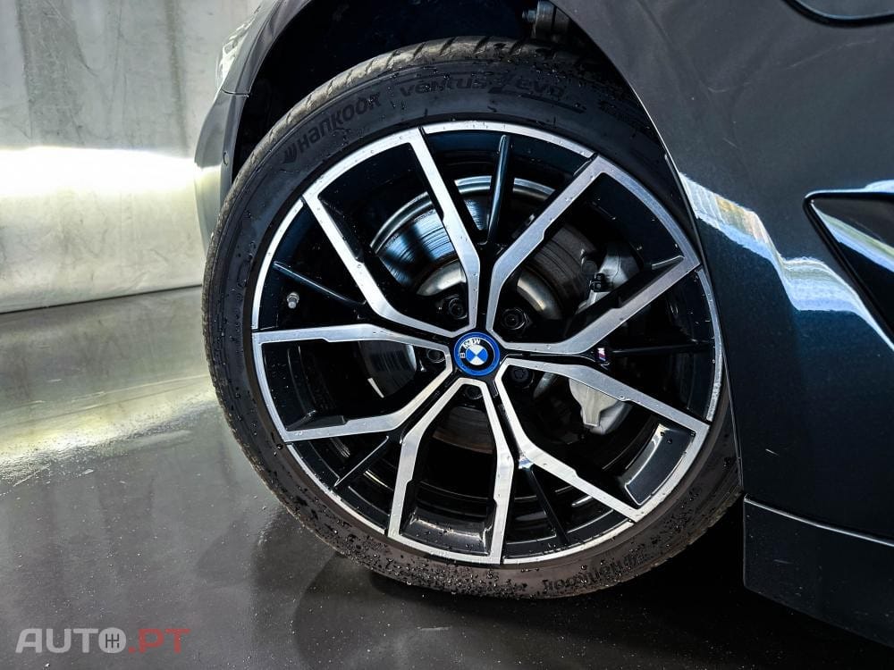 BMW 530 e Pack Desportivo M