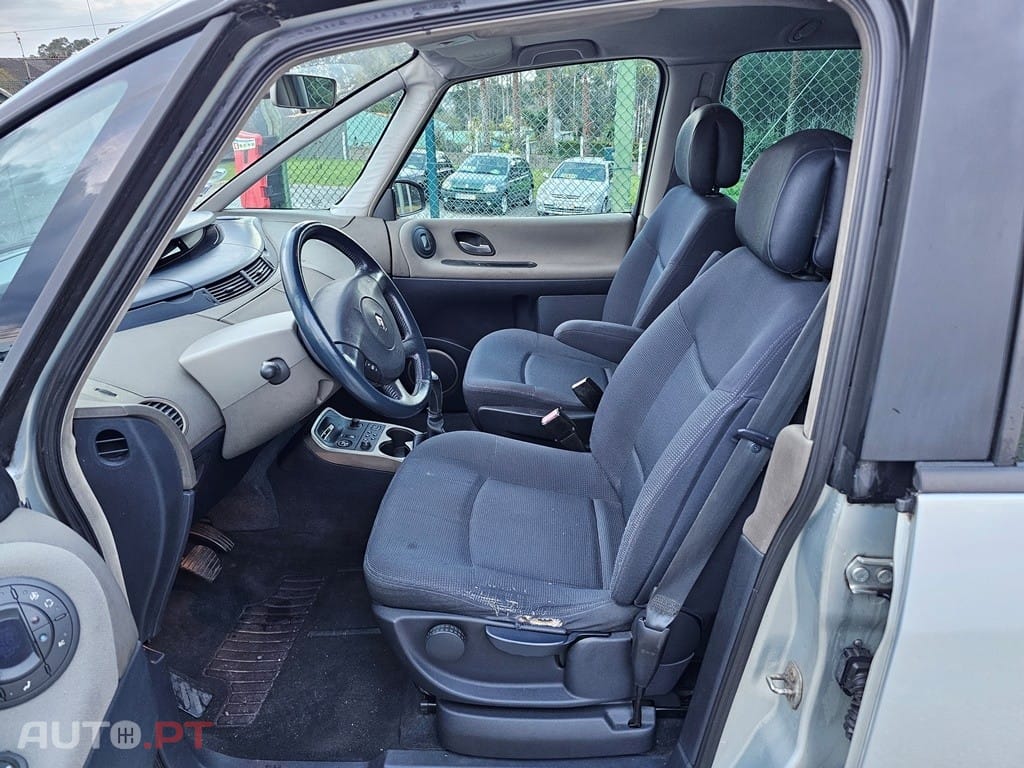Renault Grand Espace 3.0 D Privilège 6L P.