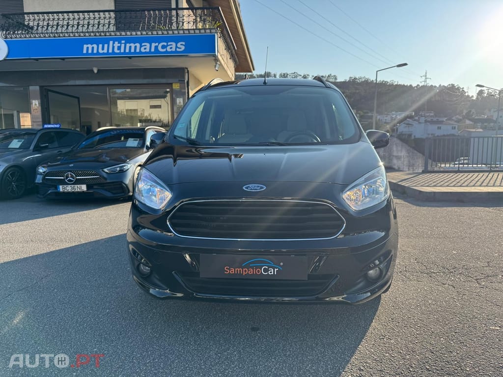 Ford Tourneo 1.0 EcoBoost Titanium
