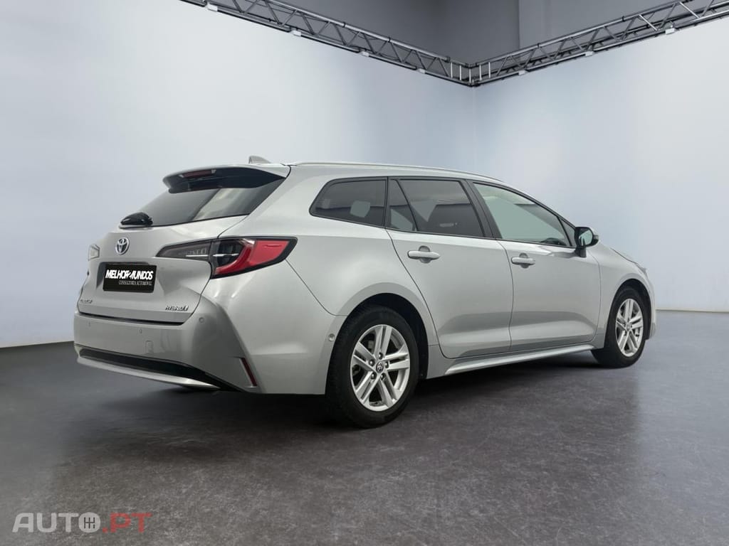 Toyota Corolla TS 1.8 Hybrid Dynamic