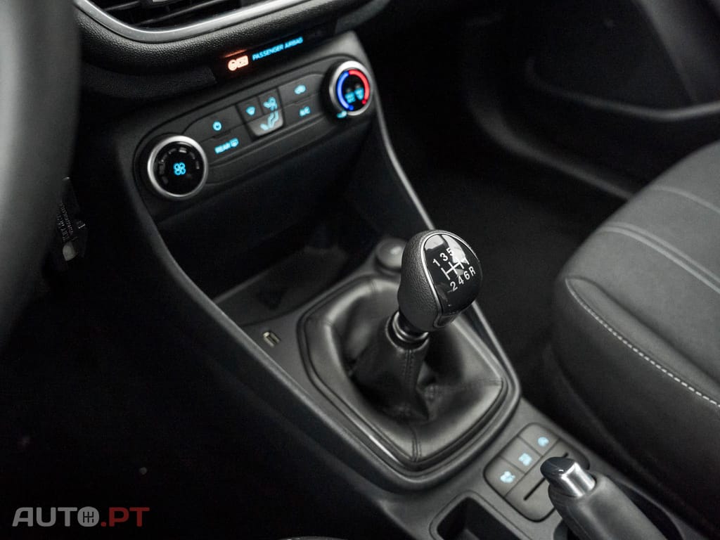 Ford Fiesta 1.0 EcoBoost MHEV Connected