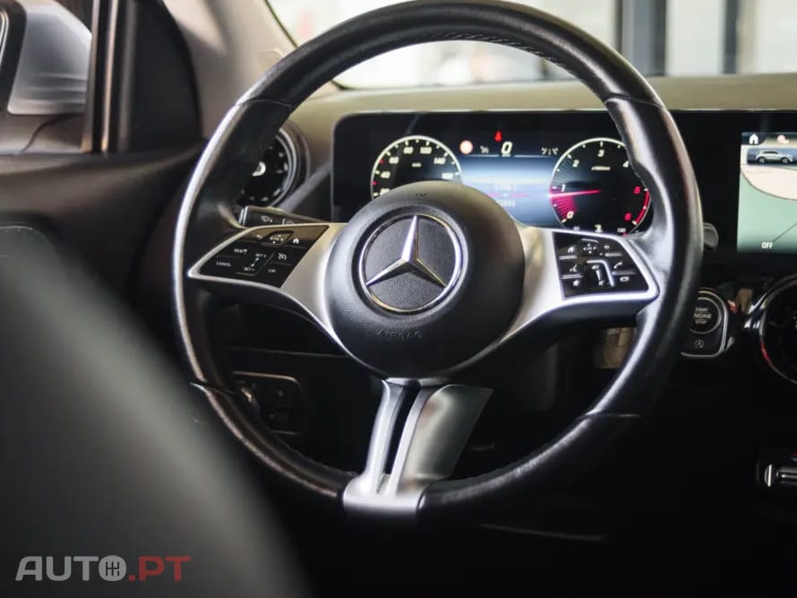 Mercedes-Benz GLA 180 d Style