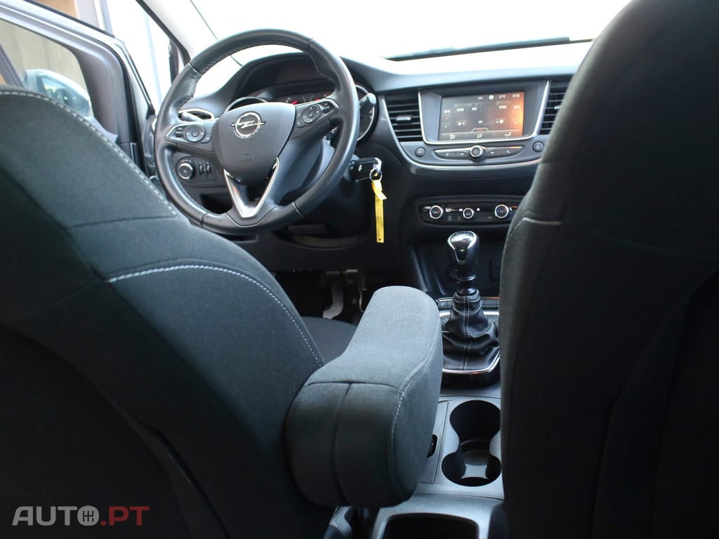 Opel Crossland 1.2 T Business