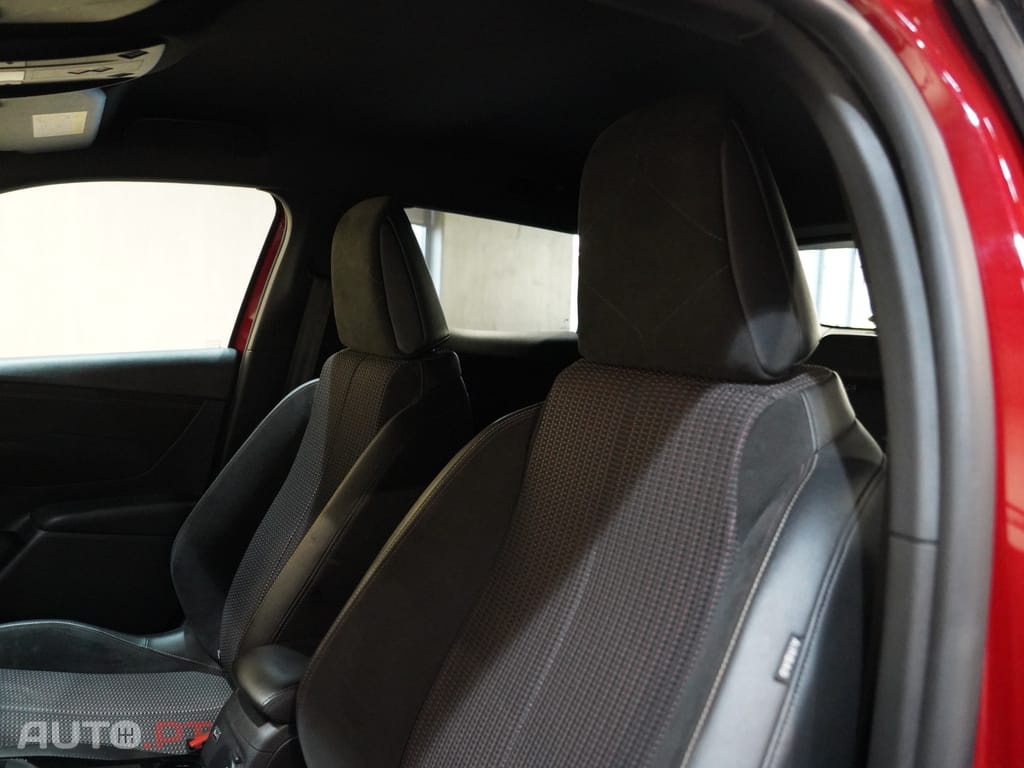 DS DS3 Crossback E-Tense Performance Line