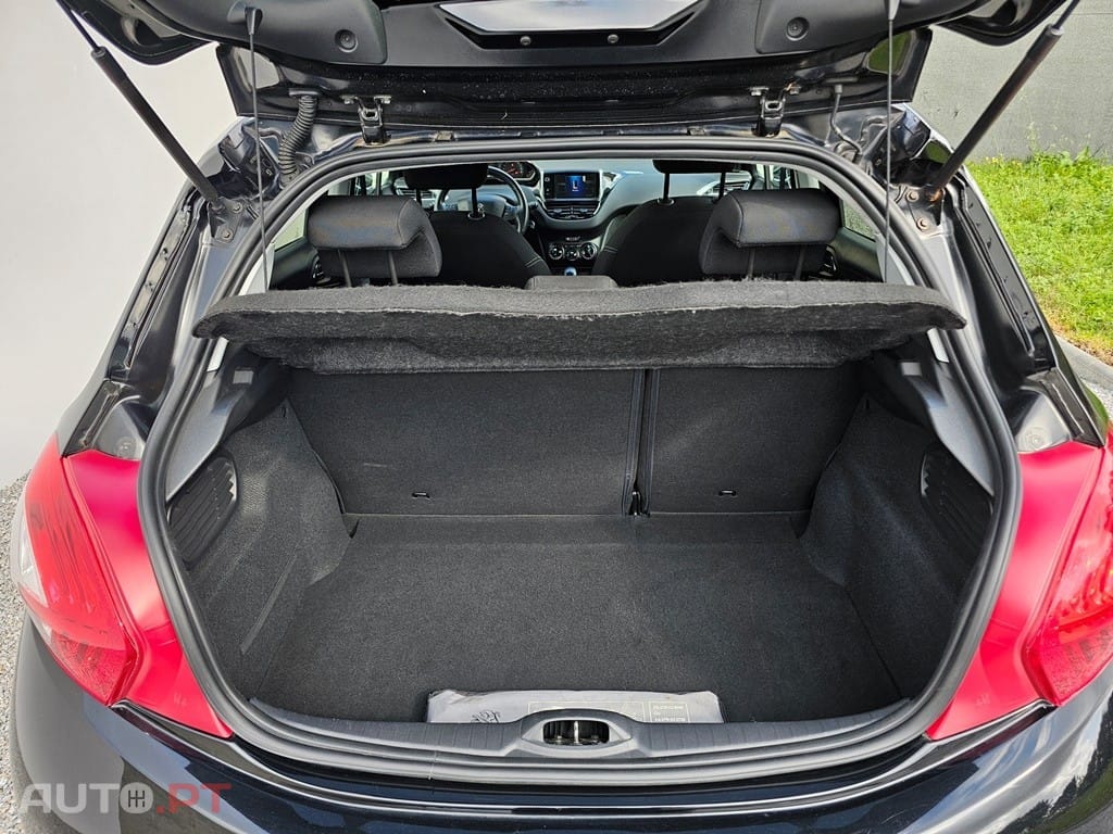 Peugeot 208 1.2 VTi Allure