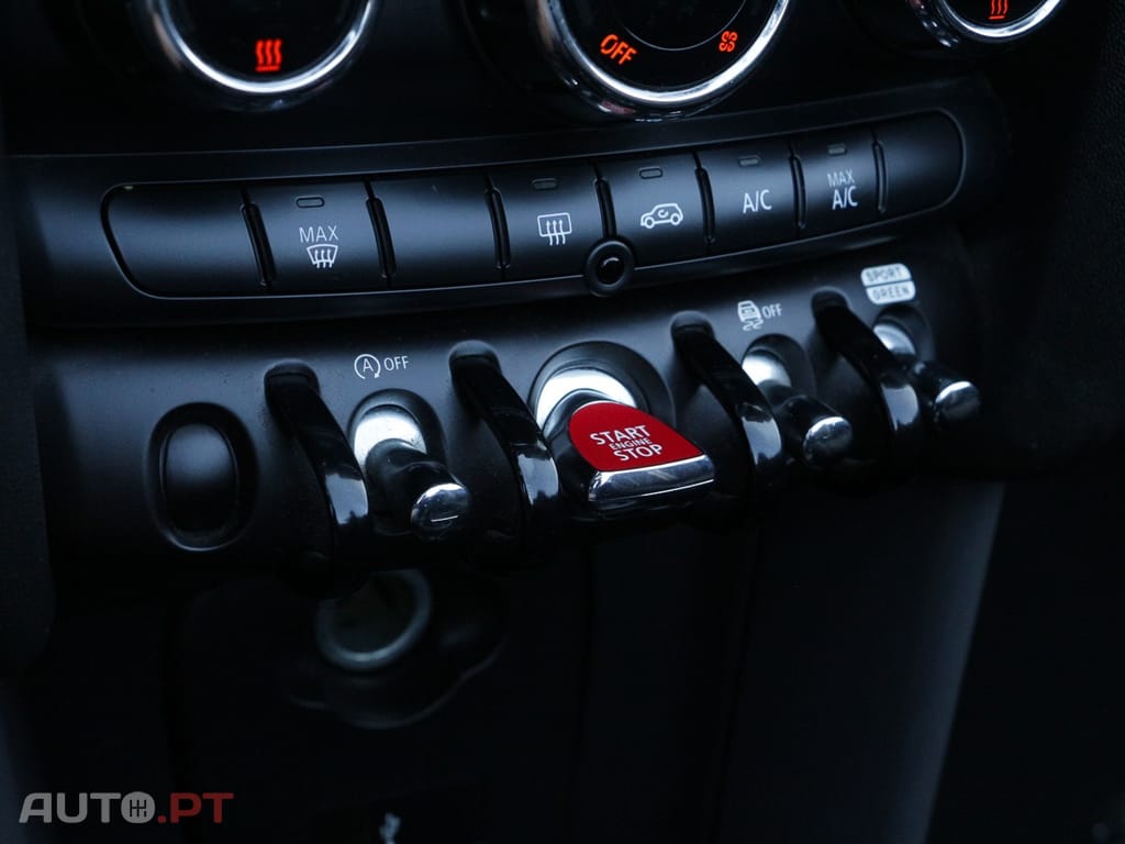 MINI Cabrio Cooper Premium First JCW Auto