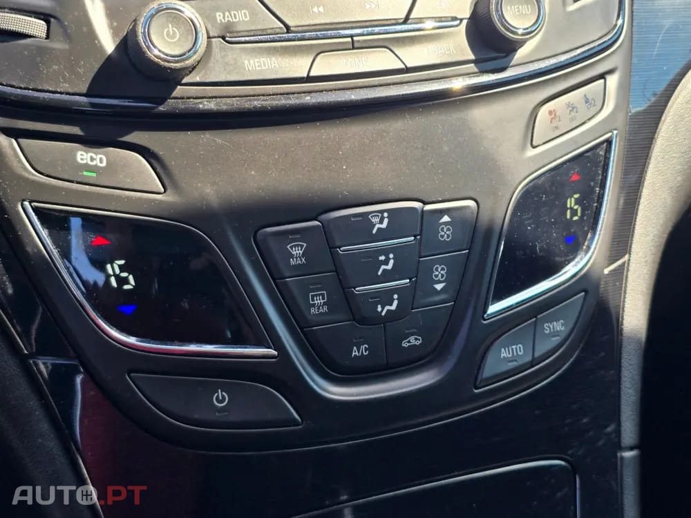 Opel Insignia Outro
