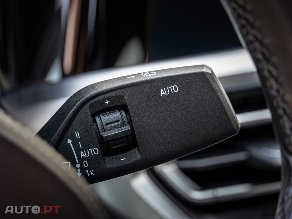 BMW 320 i Pack M Auto