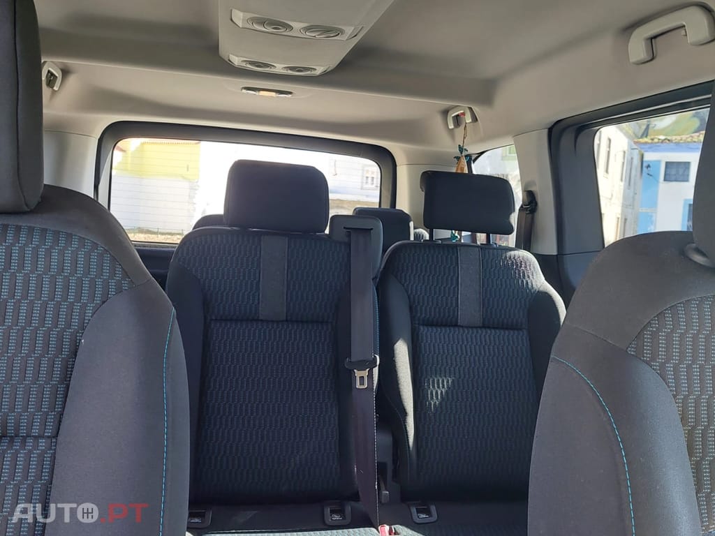 Peugeot Traveller 1.5 BlueHDi- 120CV