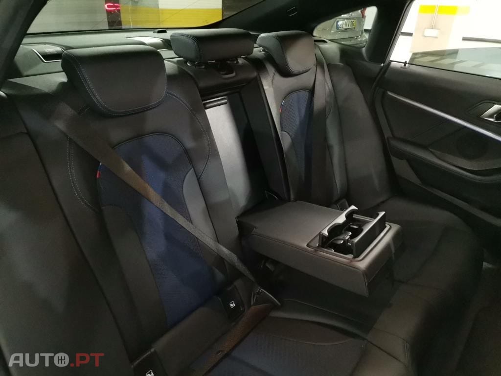 BMW 216 d Pack Desportivo M