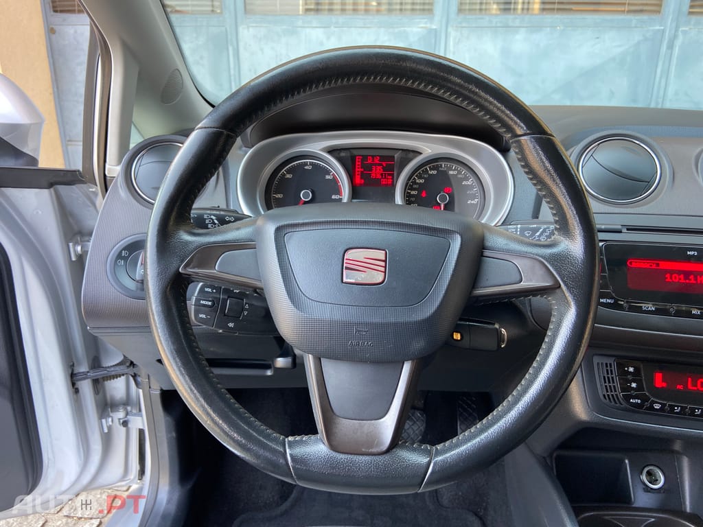Seat Ibiza 1.6 TDI STYLE