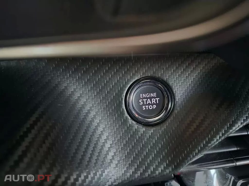 Peugeot E-208 50 kWh GT