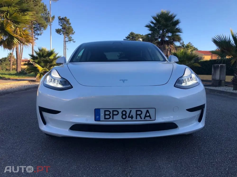 Tesla Model 3 Standard Range Plus RWD