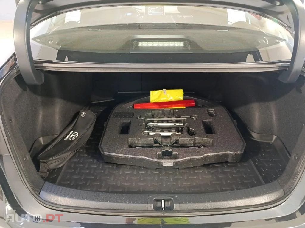 Toyota Corolla 1.8 Hybrid Comfort