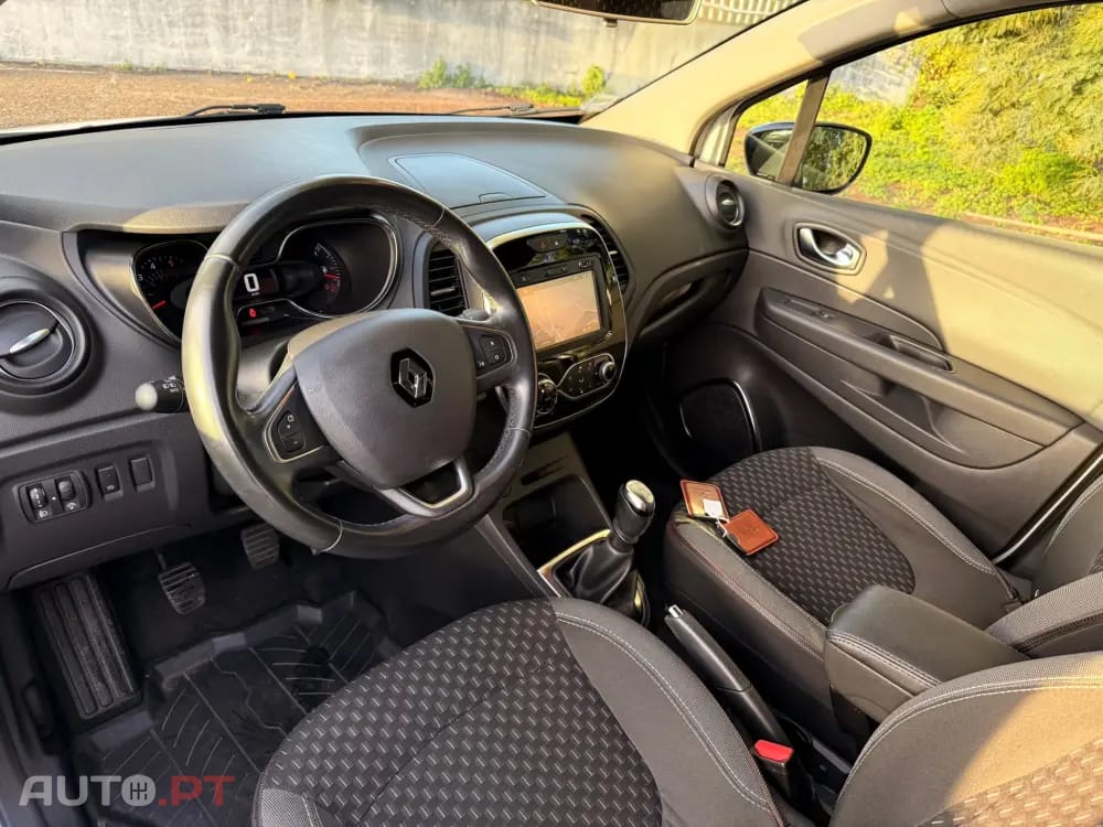 Renault Captur 1.5 dci ELYSEÉ