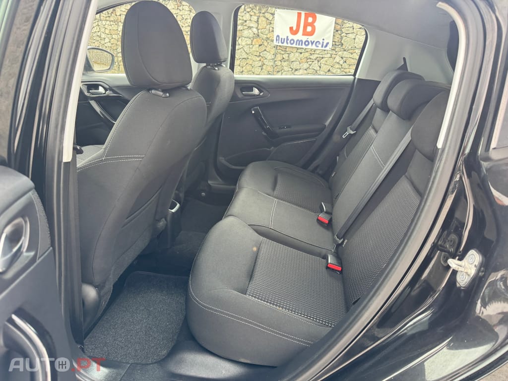 Peugeot 208 1.6 BlueHDi Allure
