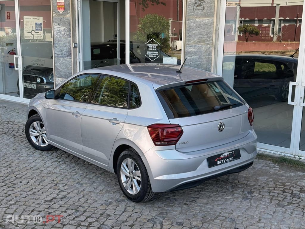 Volkswagen Polo 1.0 Confortline