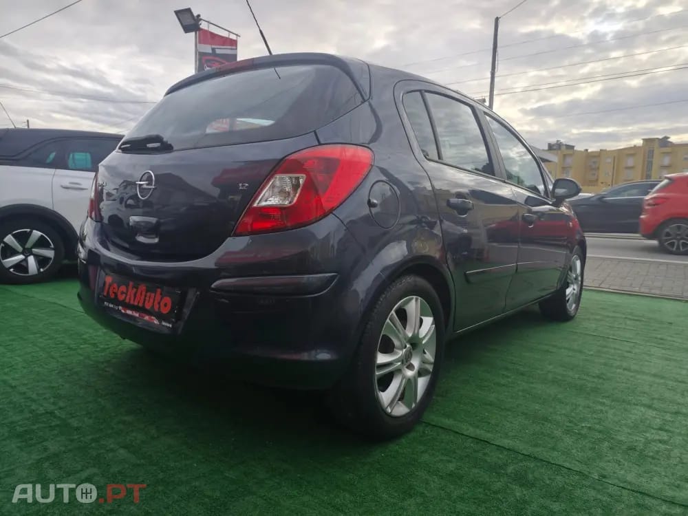 Opel Corsa 1.2 Cosmo