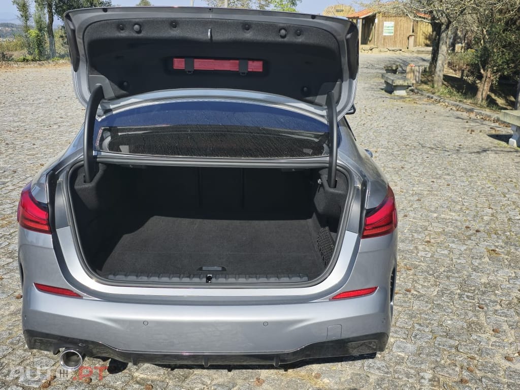 BMW 216 Gran Coupé d Pack Desportivo M