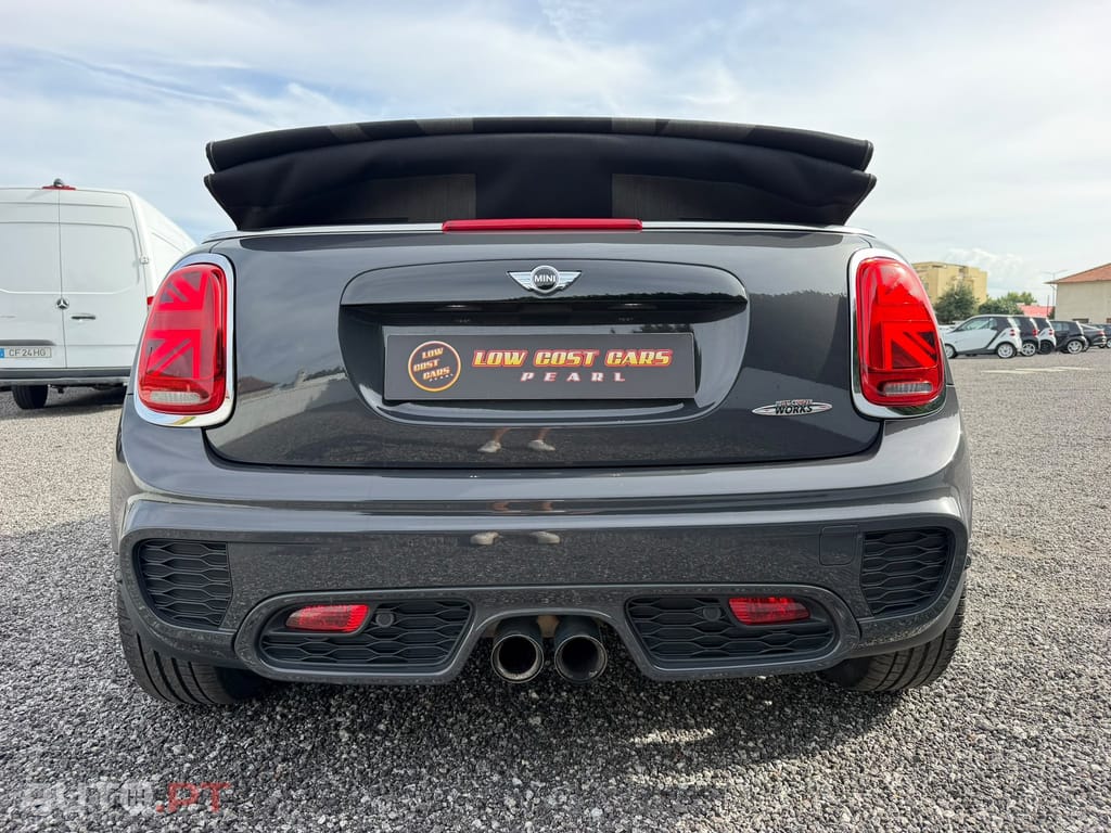 MINI Cabrio John Cooper Works