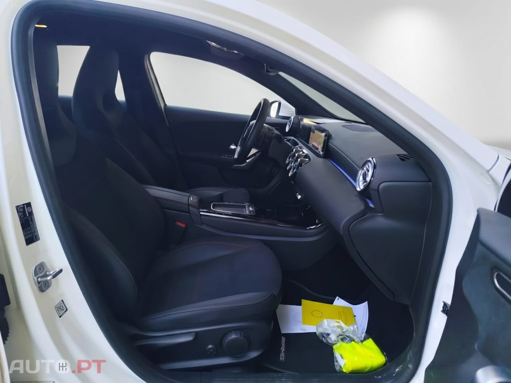 Mercedes-Benz A 250 AMG Line