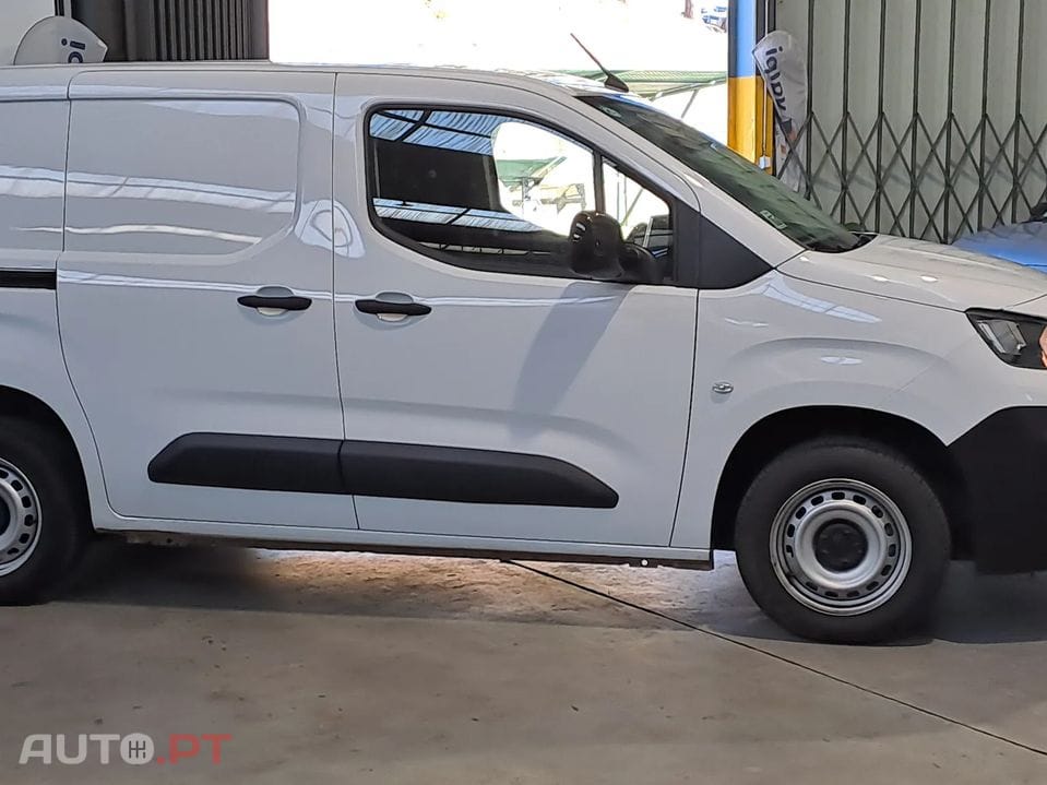 Peugeot Partner L1 1.5BlueHDI 100CV Premium