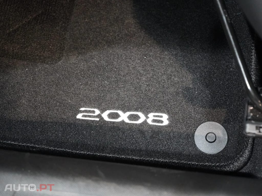 Peugeot 2008 1.2 PureTech Allure