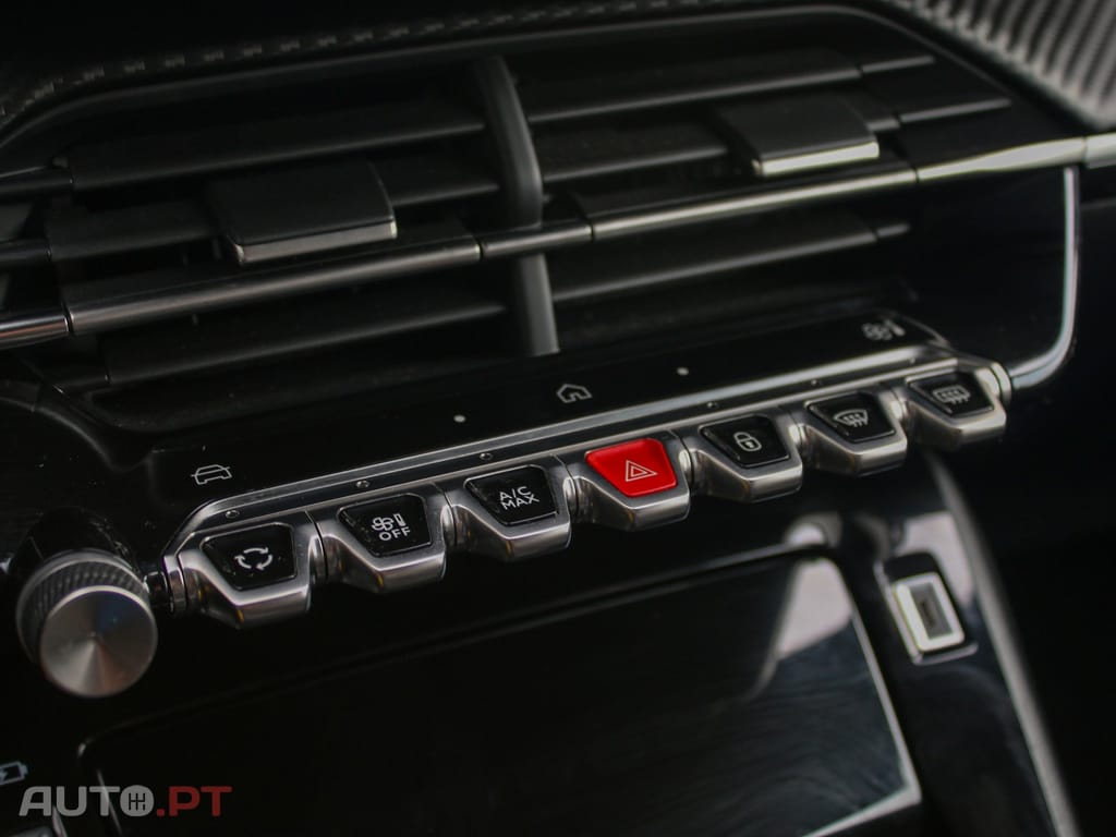 Peugeot 2008 1.2 PureTech Allure