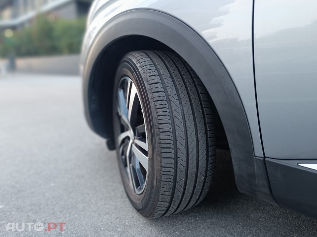 Peugeot 3008 1.5 BlueHDi Allure EAT8 - Nacional