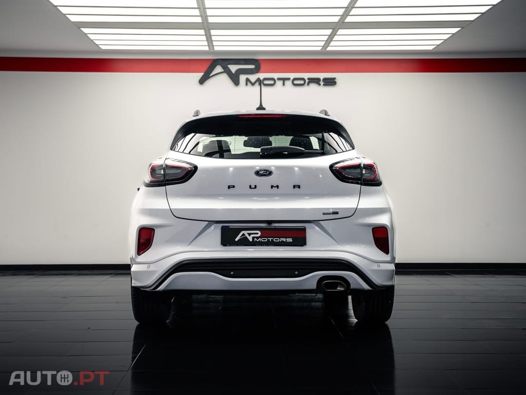 Ford Puma 1.0 EcoBoost MHEV ST-Line