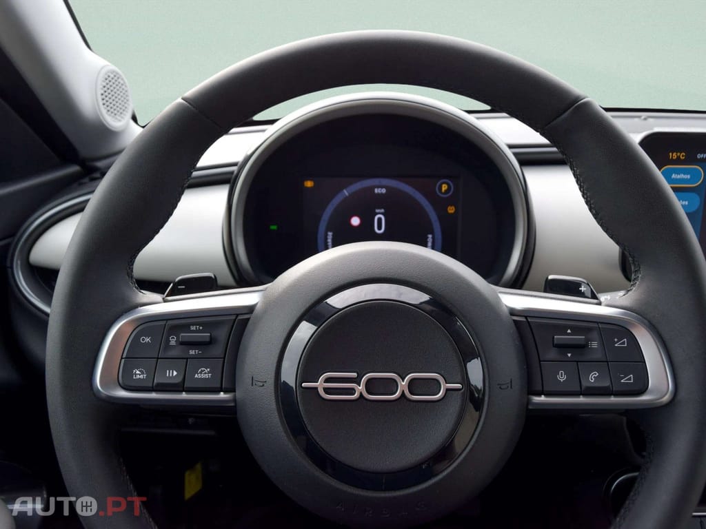 Fiat 600 1.2 Hybrid La Prima