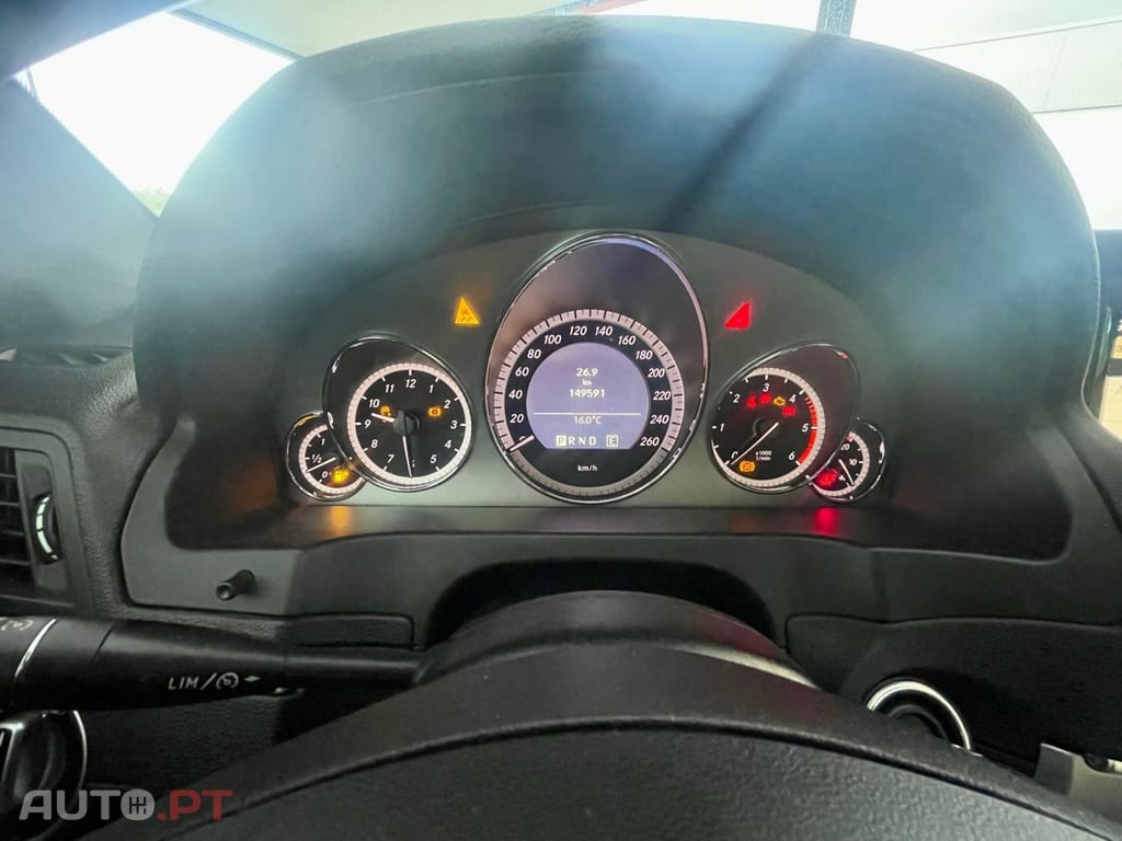 Mercedes-Benz E 250 CDi Avantgarde BlueEfficiency Auto.