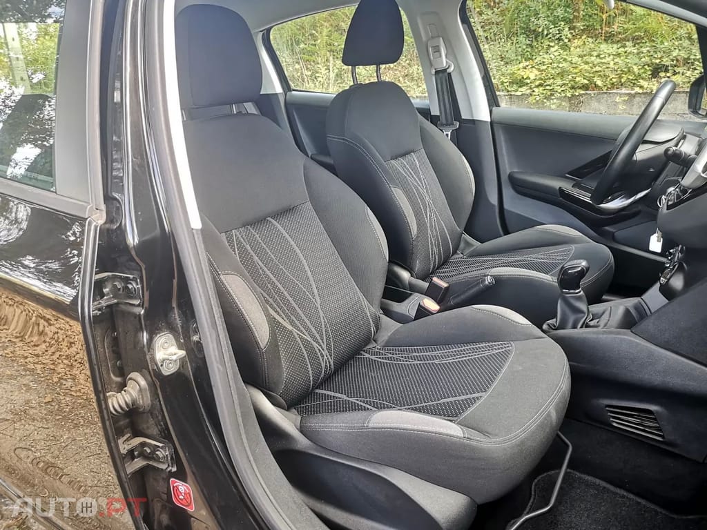 Peugeot 208 1.0 VTi Active