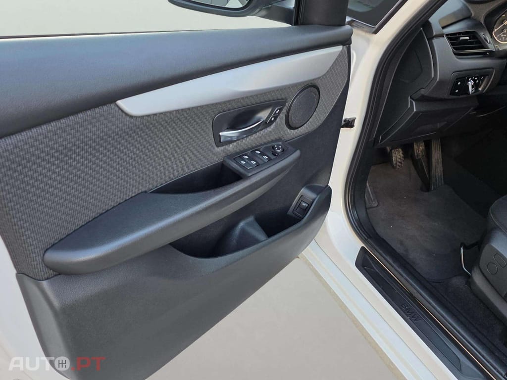 BMW 218 Gran Tourer d 7L Line Luxury