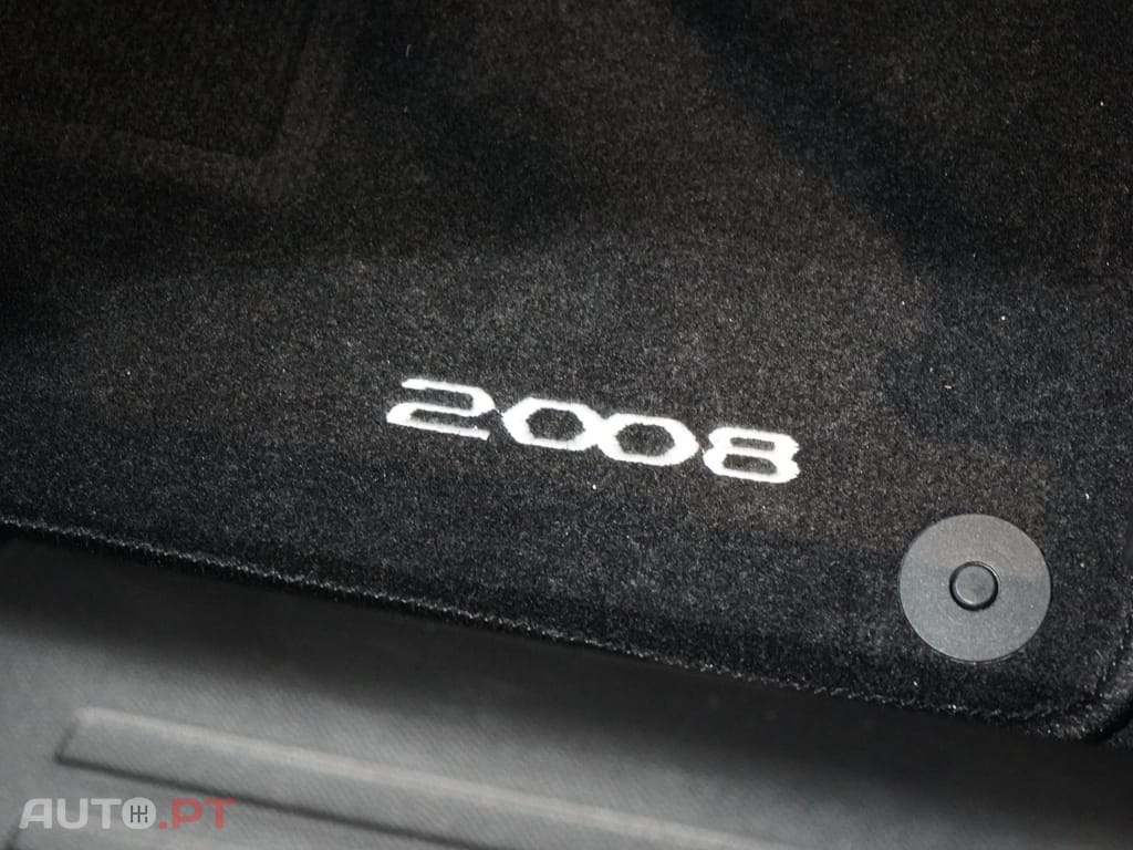 Peugeot 2008 1.2 PureTech Allure